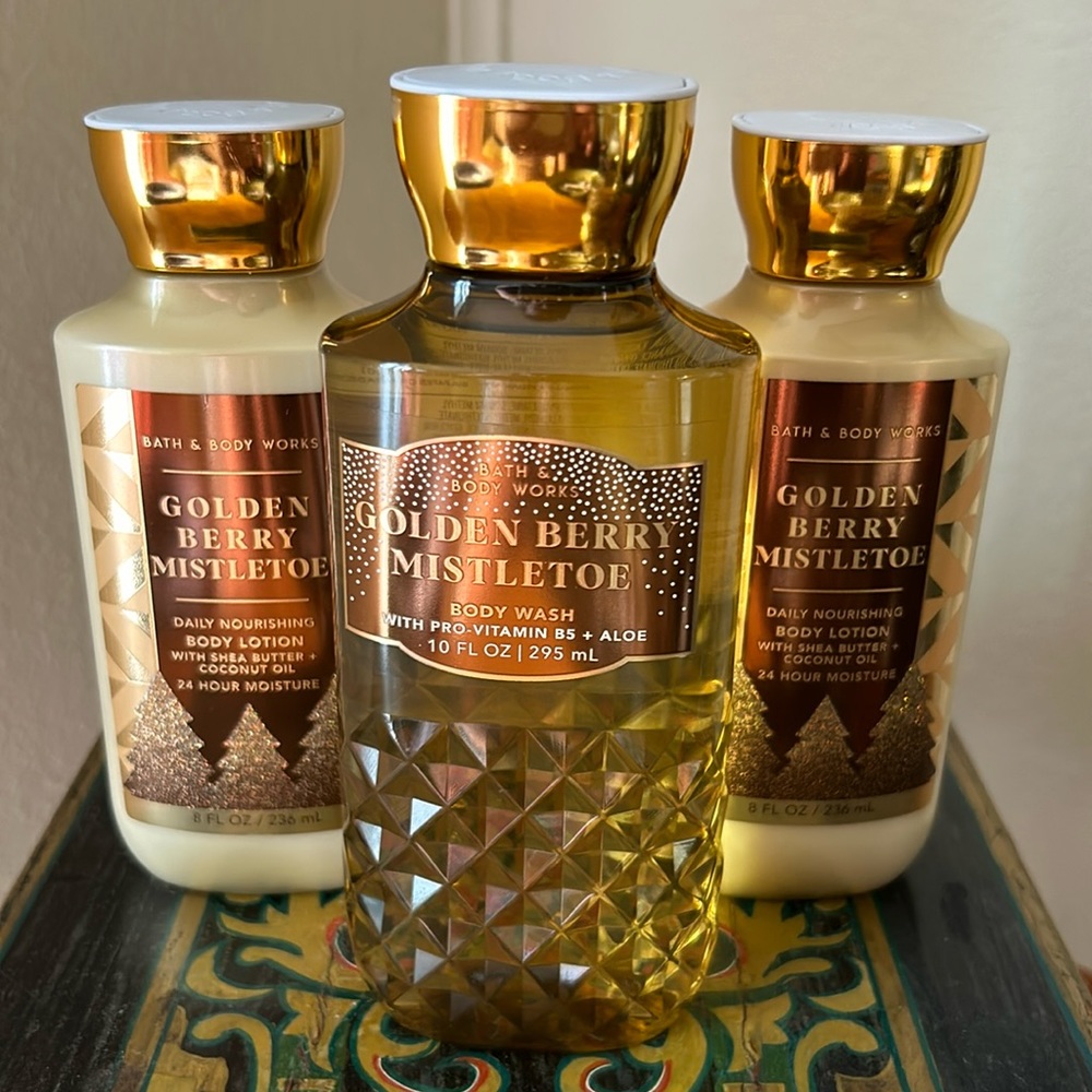Bath & Body Works Golden Berry Mistletoe